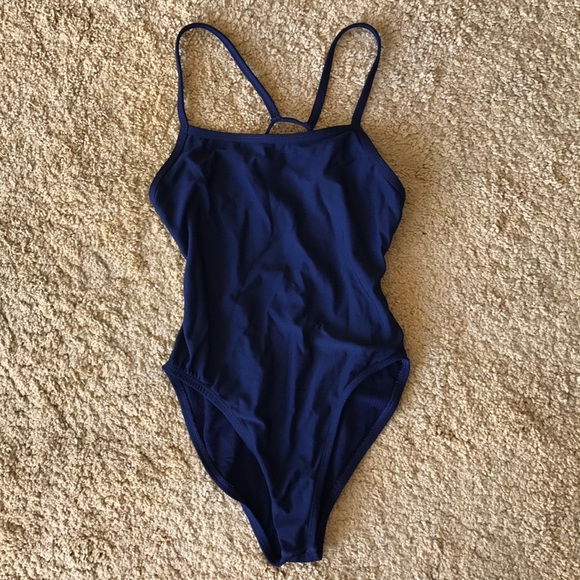 Jolyn Clothing Other - ONE PIECE PRACTICE SUIT